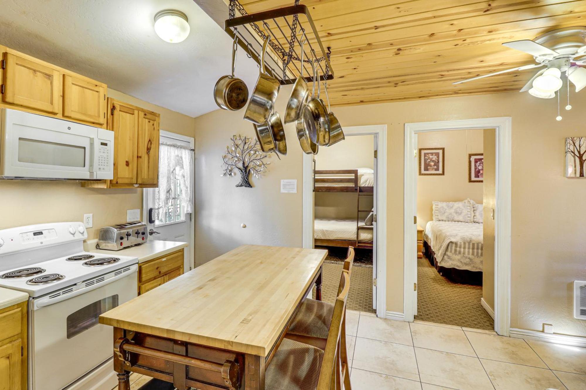 Cozy Lakeside Escape with Deck 4 Mi to Rainbow Lake Pinetop-Lakeside Zewnętrze zdjęcie