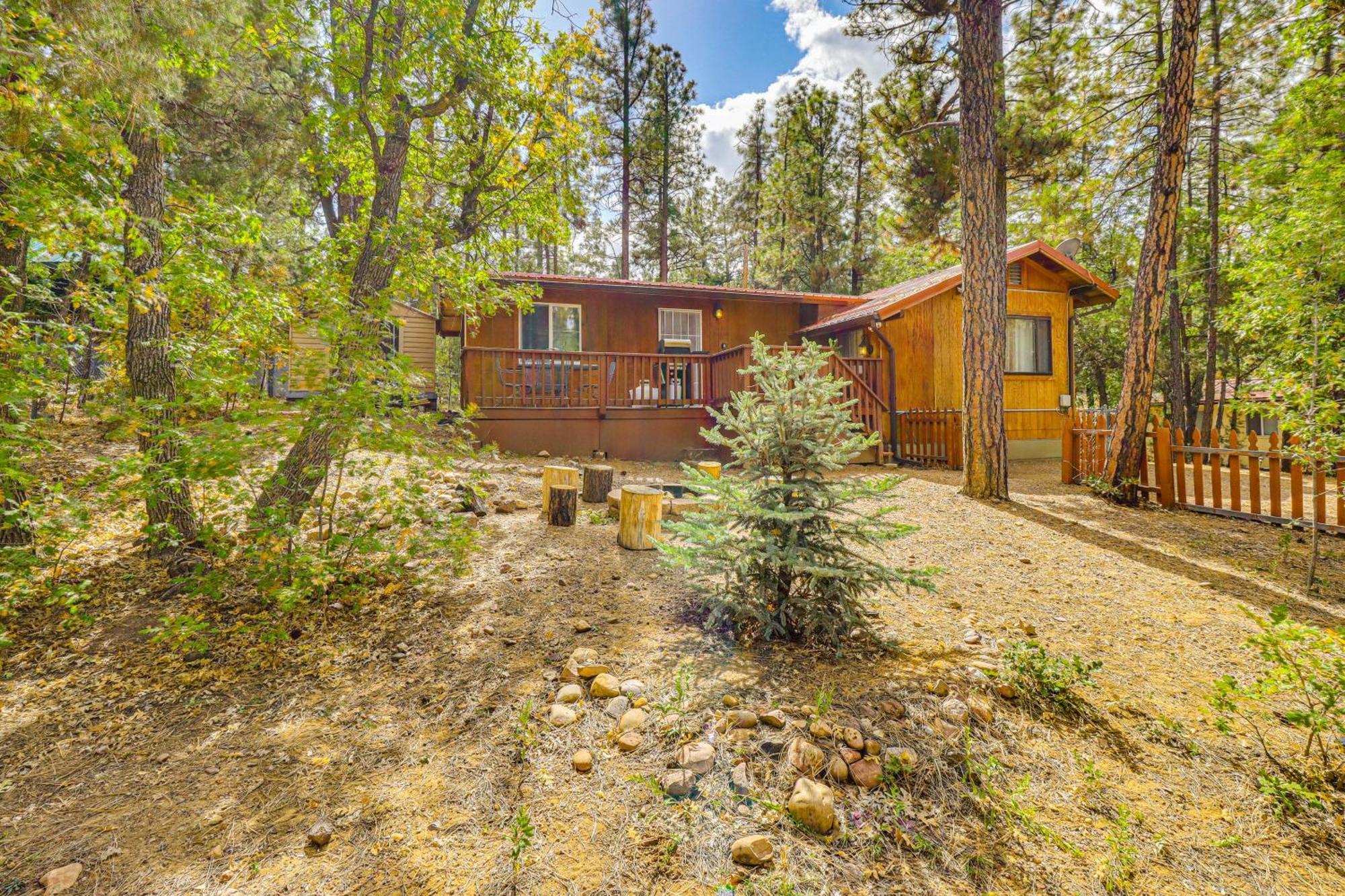 Cozy Lakeside Escape with Deck 4 Mi to Rainbow Lake Pinetop-Lakeside Zewnętrze zdjęcie